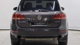 Volkswagen Touareg 2010 г.в.