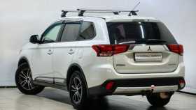 Mitsubishi Outlander 2015 г.в.