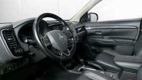 Mitsubishi Outlander 2016 г.в.