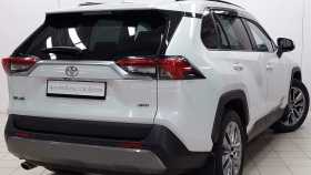 Toyota RAV4 2022 г.в.