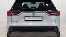 Toyota RAV4 2022 г.в.