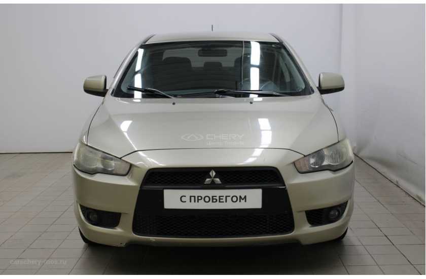 Mitsubishi Lancer