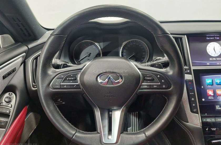 Infiniti Q60