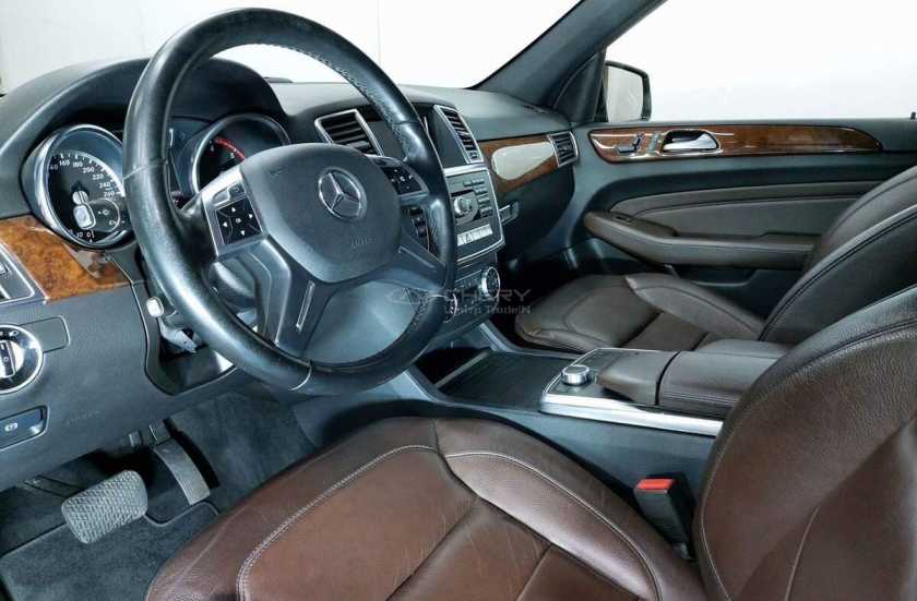 Mercedes-Benz M-Класс