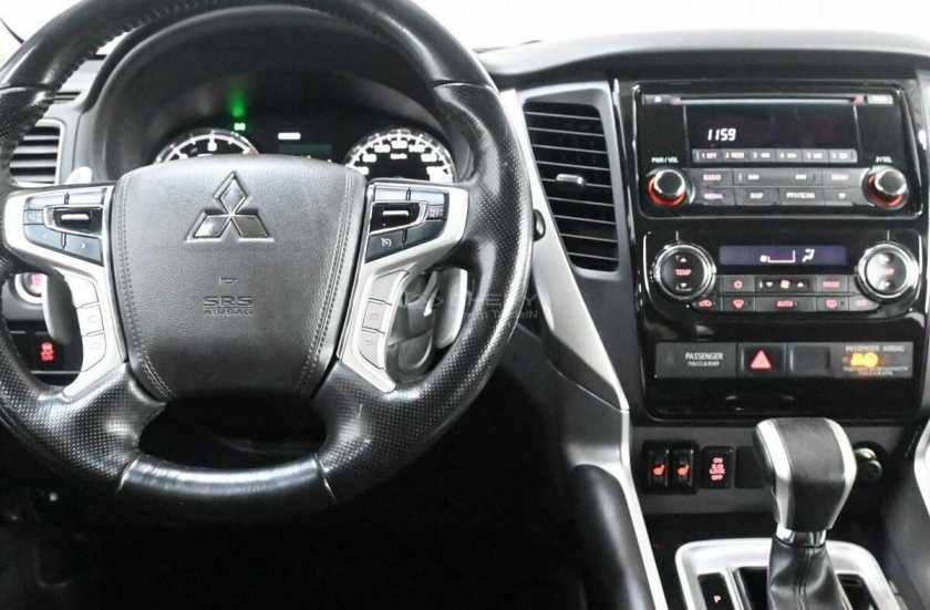 Mitsubishi Pajero Sport