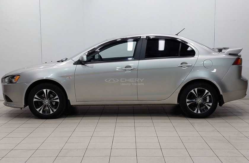 Mitsubishi Lancer
