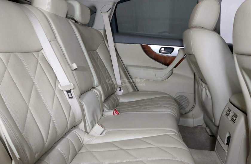 Infiniti QX70