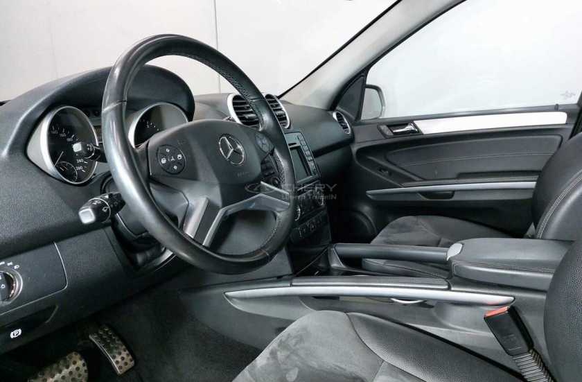 Mercedes-Benz M-Класс