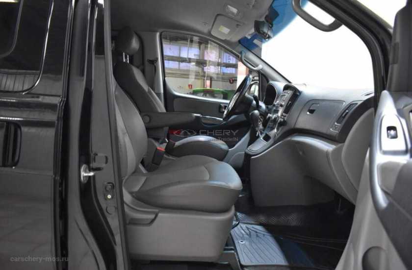 Hyundai Grand Starex