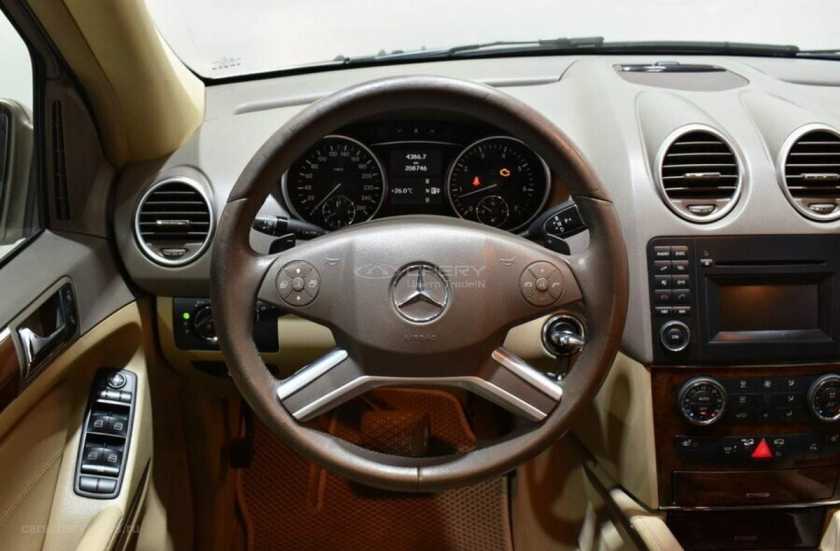 Mercedes-Benz M-Класс