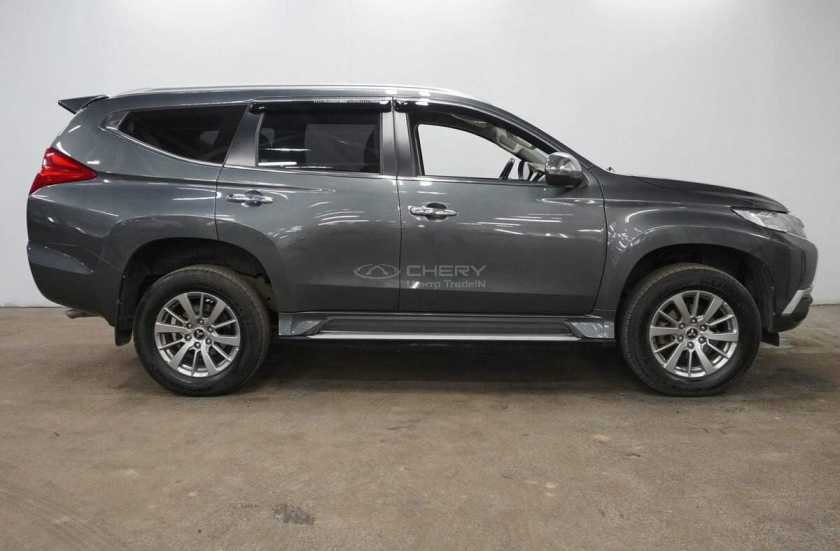 Mitsubishi Pajero Sport