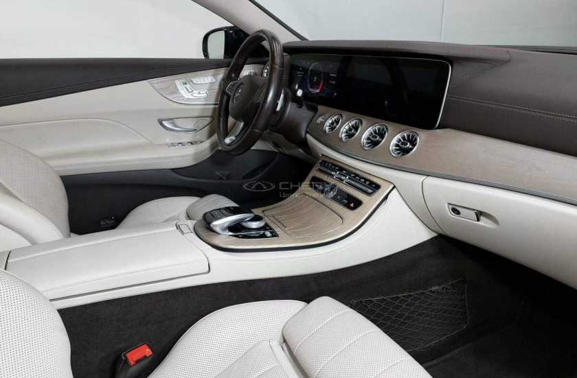 Mercedes-Benz E-Класс