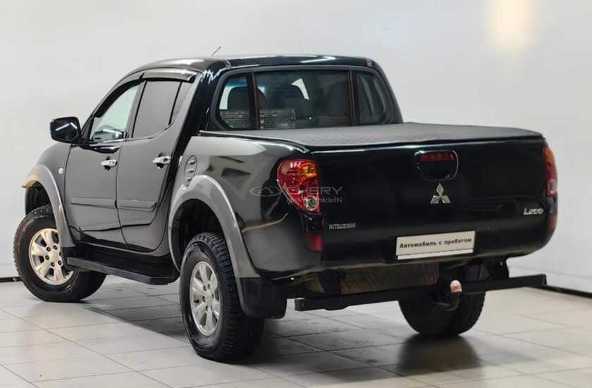 Mitsubishi L200