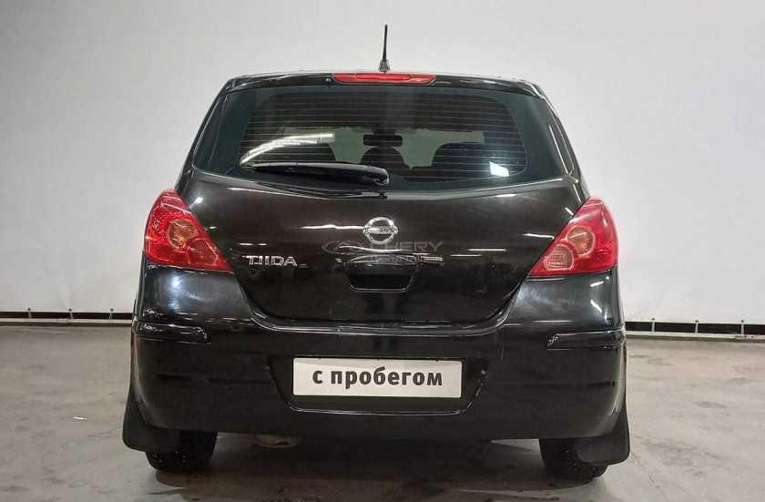 Nissan Tiida